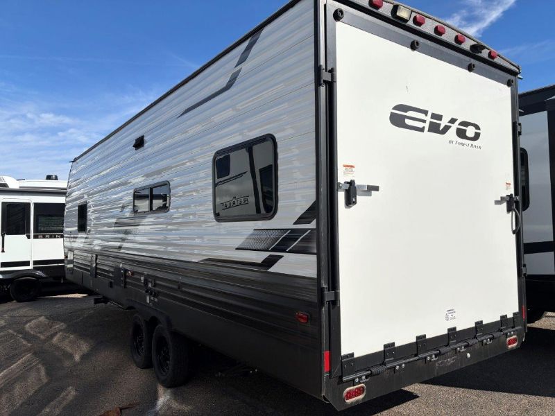 2023 FOREST RIVER EVO LITE 252SS - Image 3