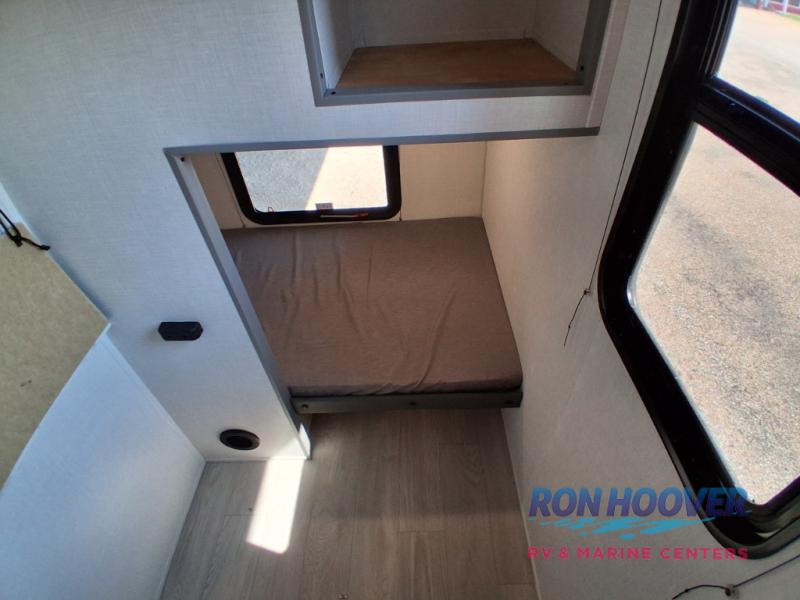 2025 COACHMEN 282DORM - Image 29