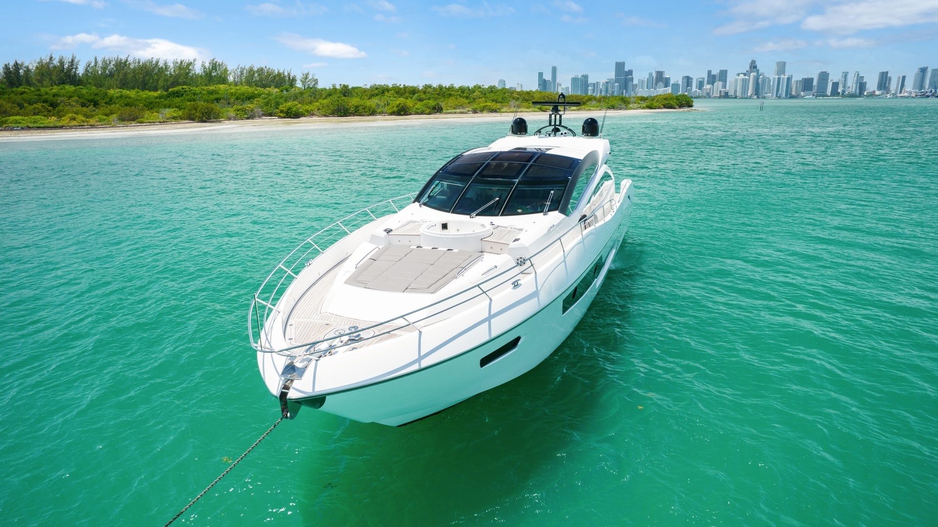 2013 Sunseeker 80 Predator - Image 4
