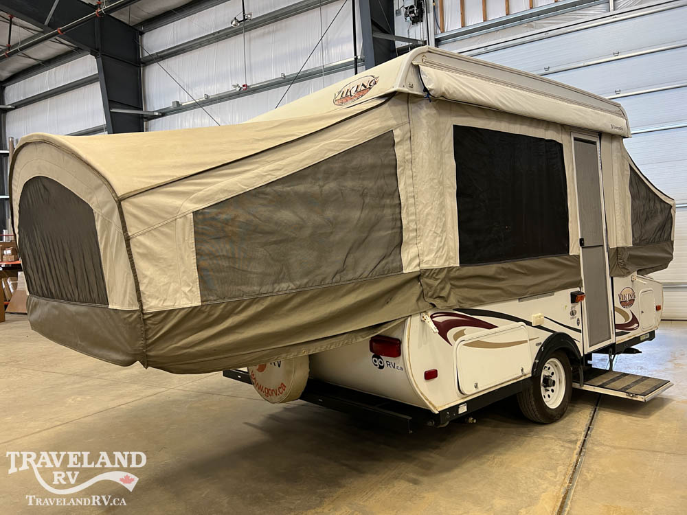2013 Coachmen Viking Epic 2108 ST - Image 7