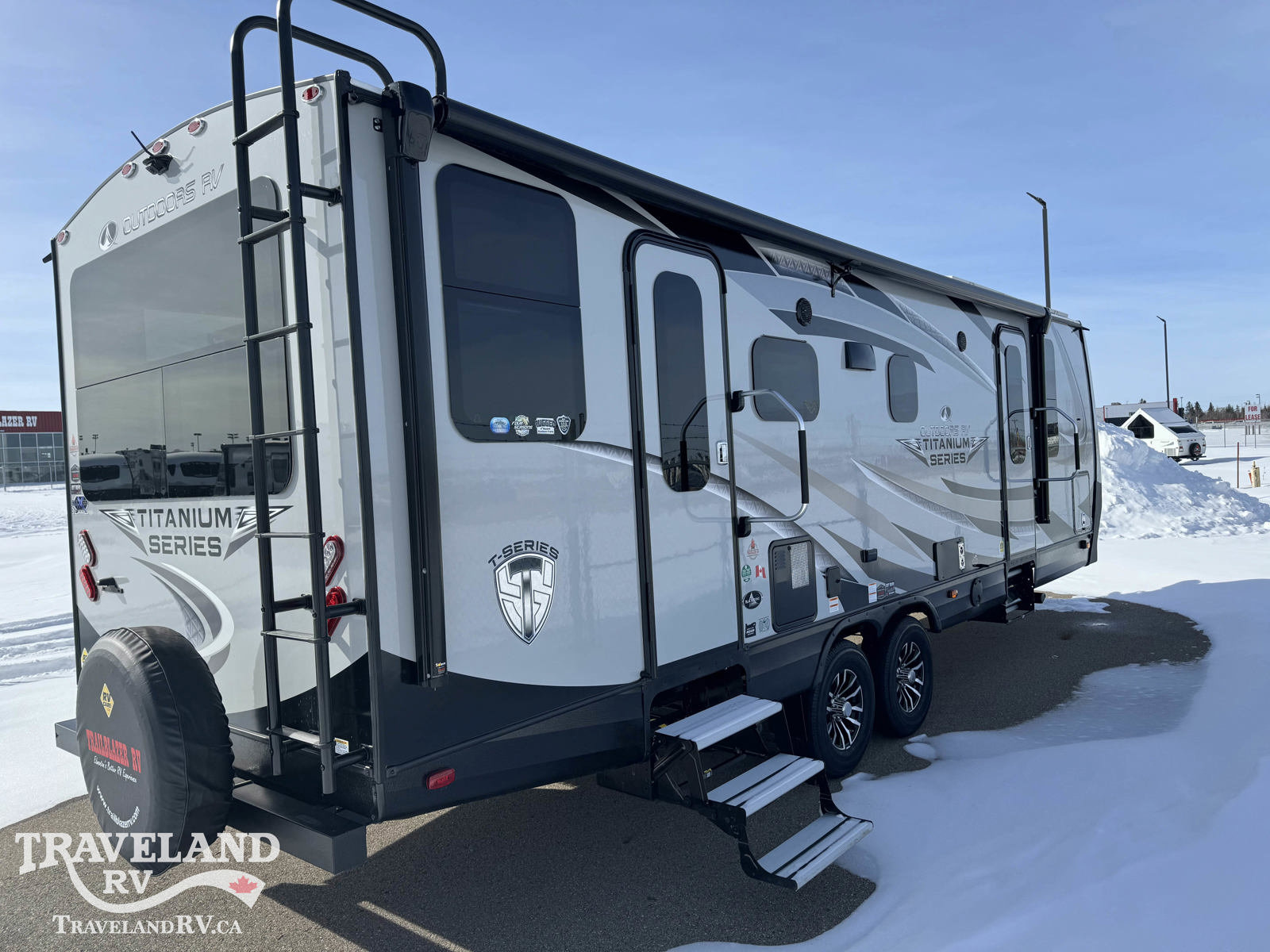 2024 Outdoors RV Titanium Series Black Stone 250RDS - Image 5