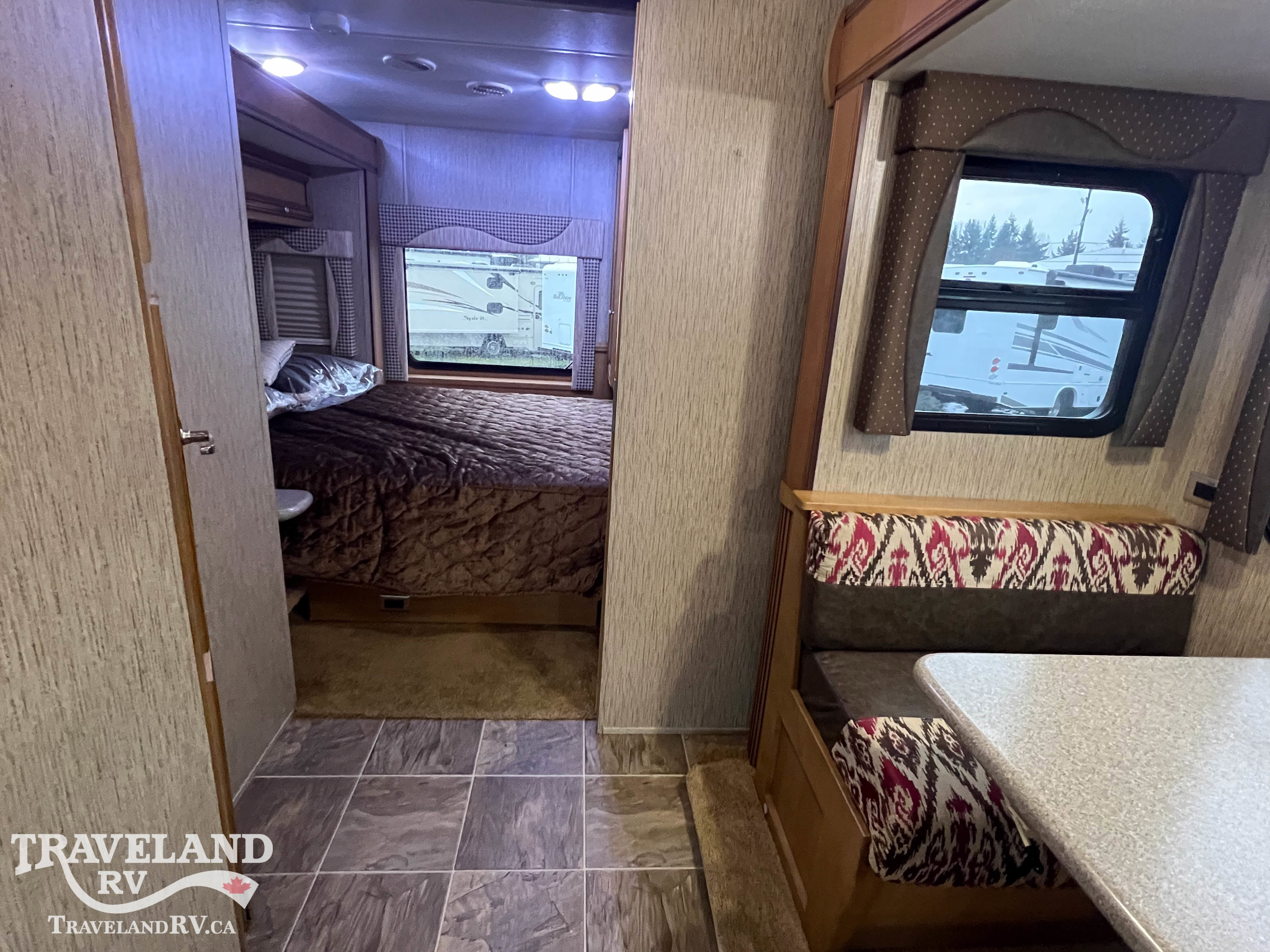 2016 Newmar Bay Star Sport 2702 - Image 20