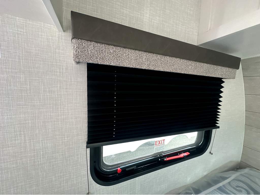 2026 VENTURE RV SIENNA 140VFD - Image 27