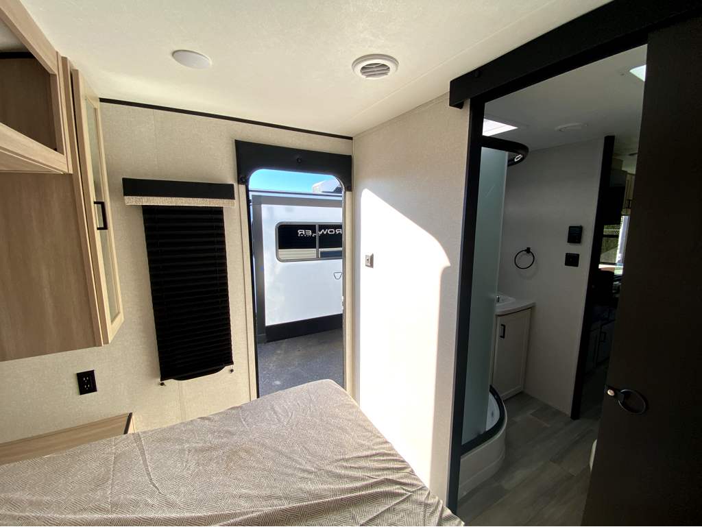 2026 HEARTLAND PROWLER 2601RLS - Image 32