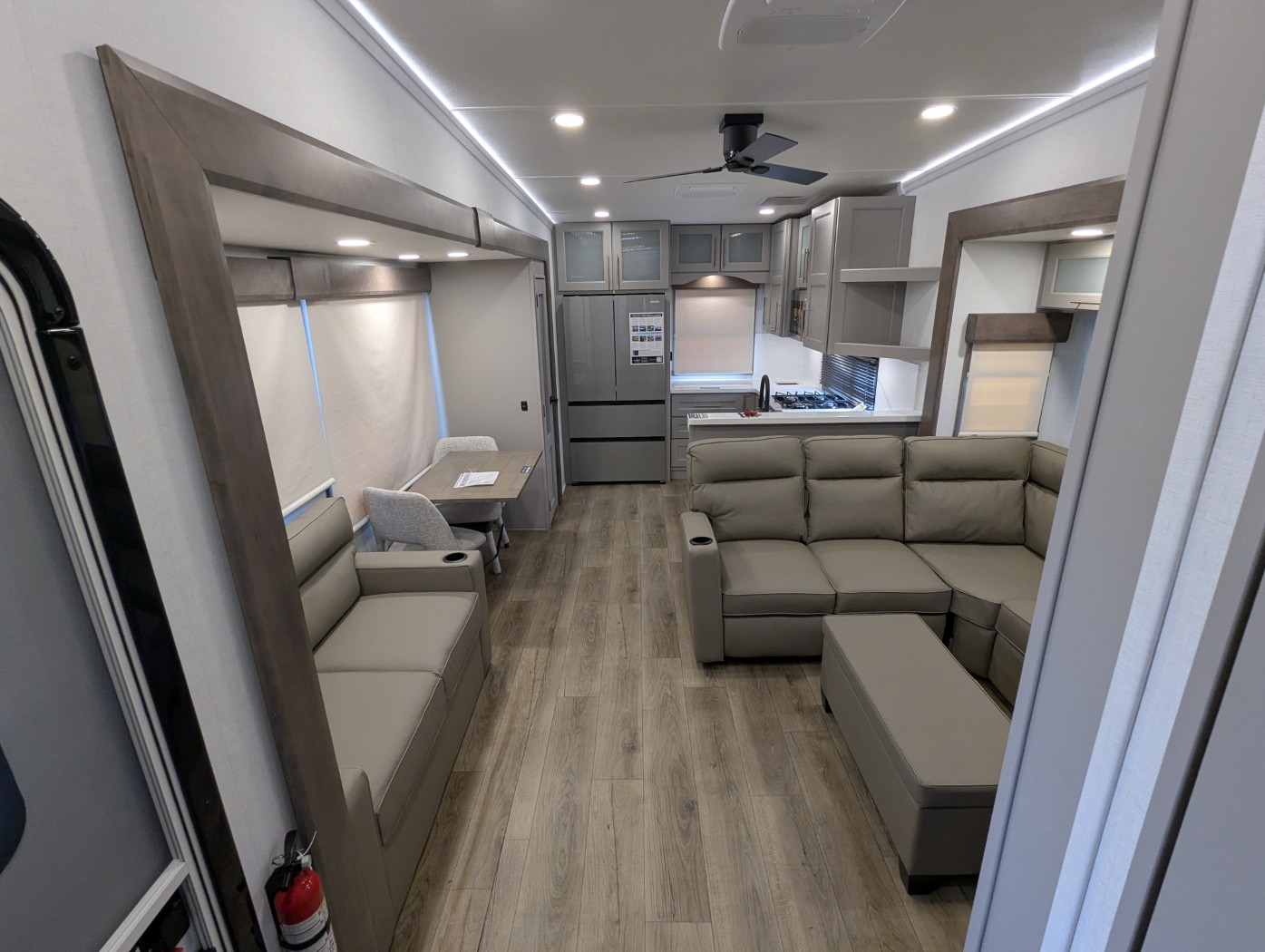 2026 Alliance RV Paradigm 382RK - Image 20