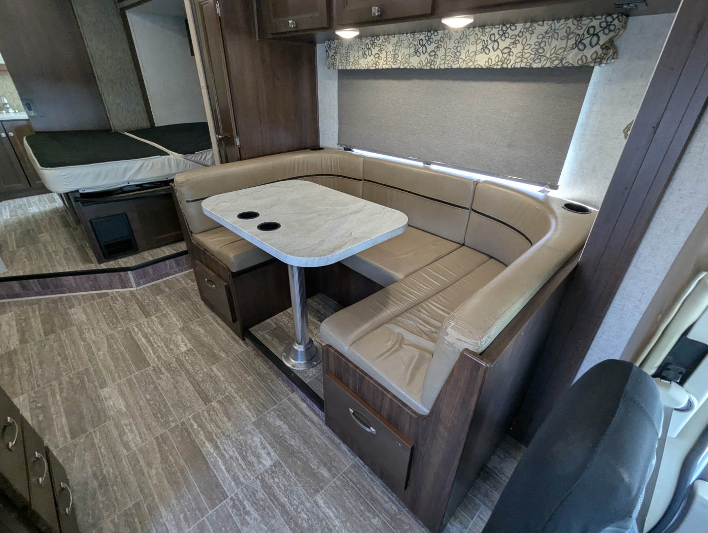 2018 Forest River Forester 2421MS - Image 13