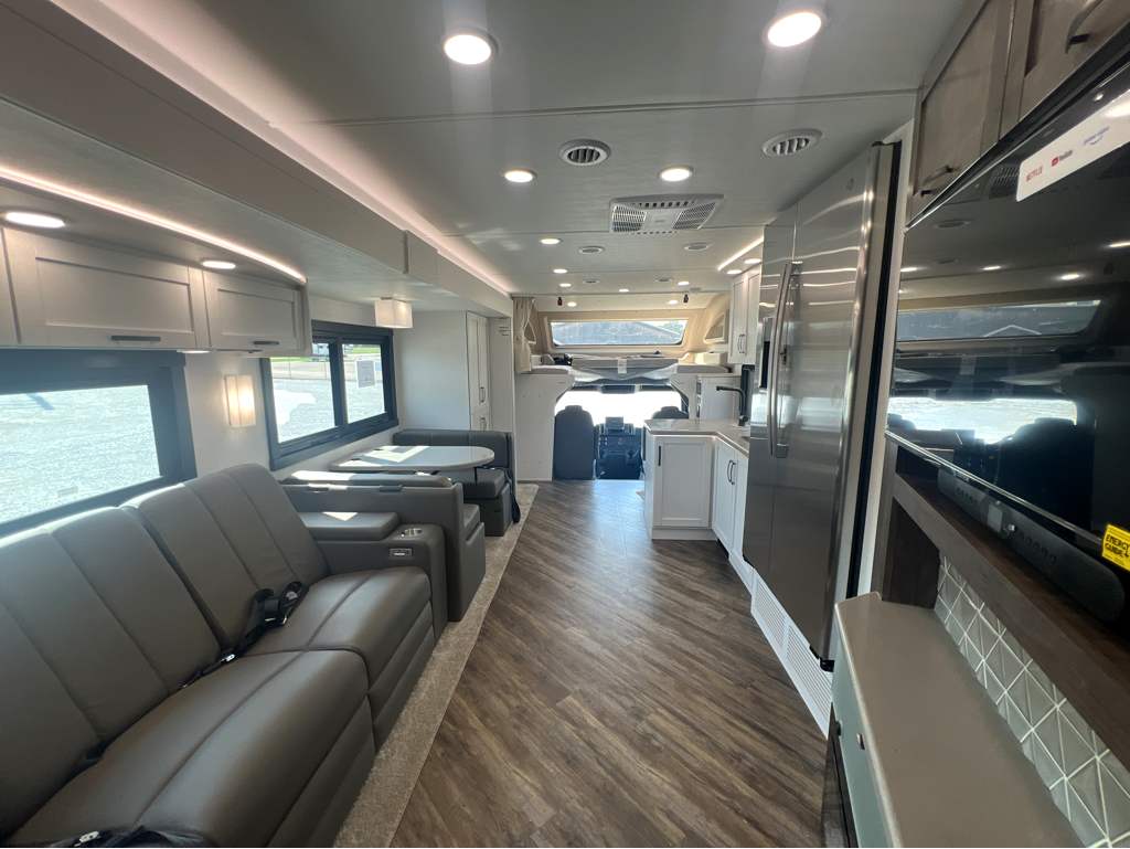 2026 JAYCO SENECA 37K - Image 32