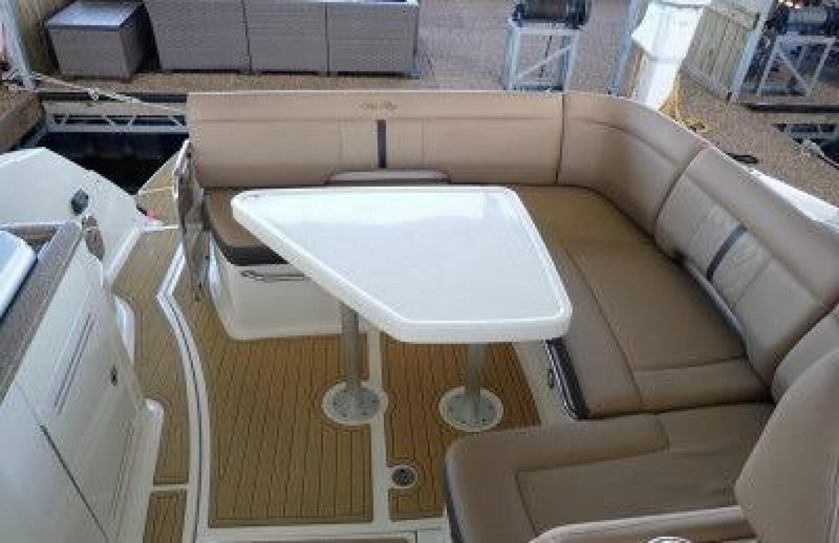 2016 Sea Ray Sundancer 350 - Image 13