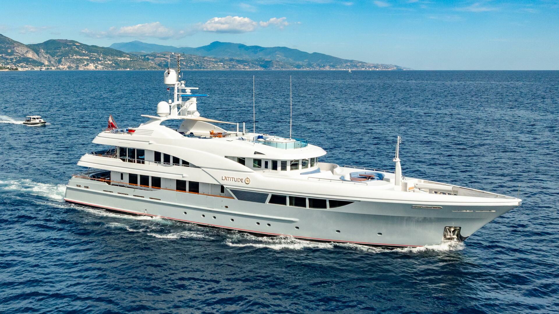 2009 Timmerman Custom Tri-Deck - Image 1