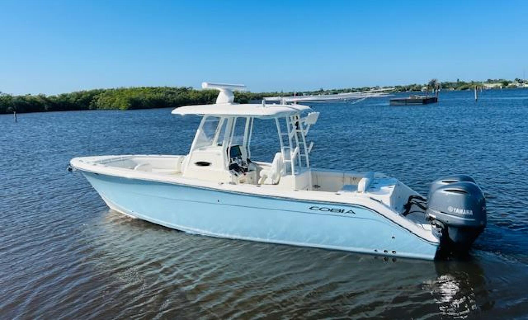 2021 Cobia 301 Center Console - Image 9