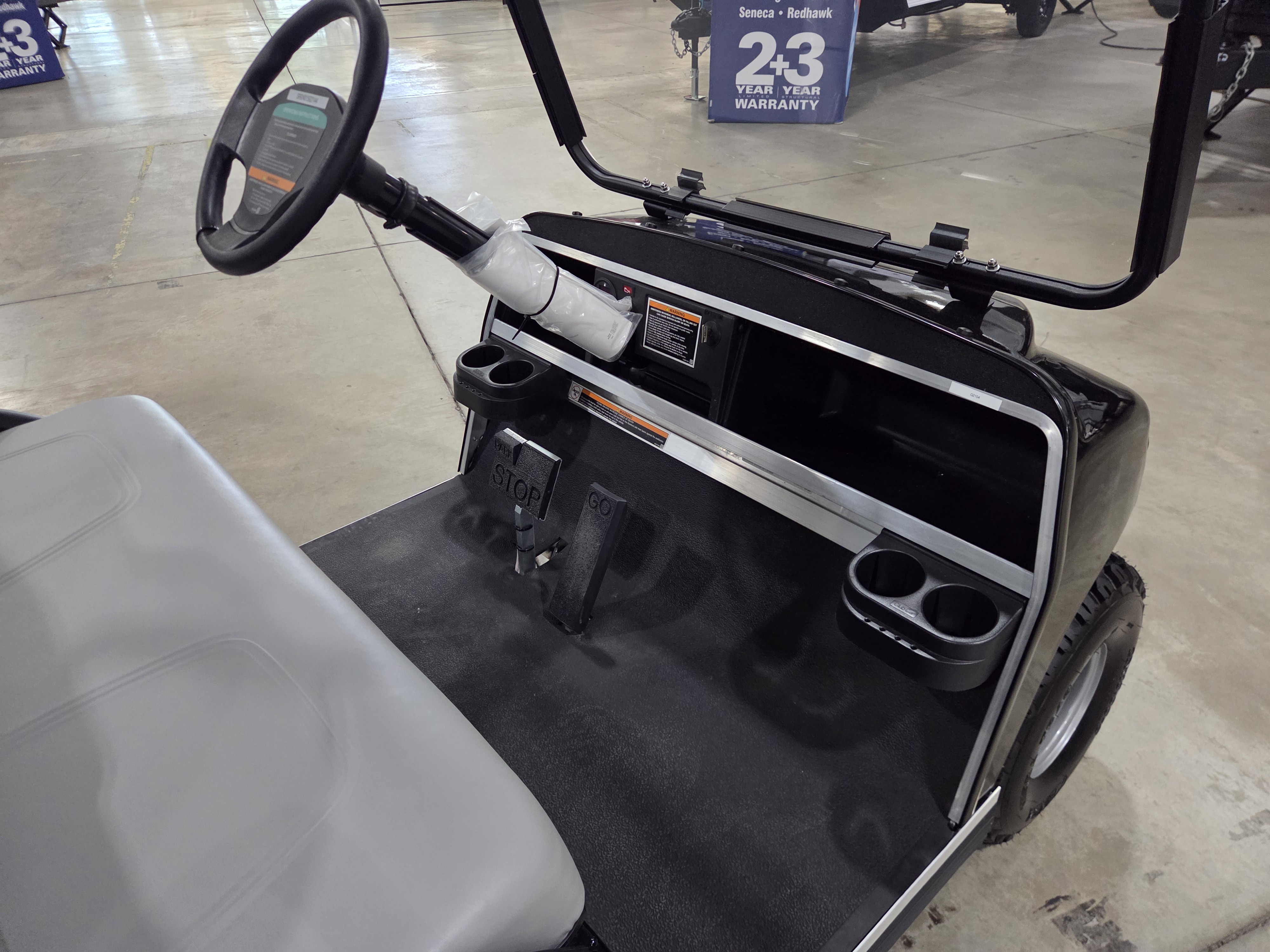 2024 Club Car XRT 800 Gas - Image 6