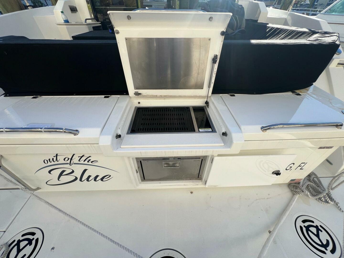 2018 Cruisers Yachts 42 Cantius - Image 10