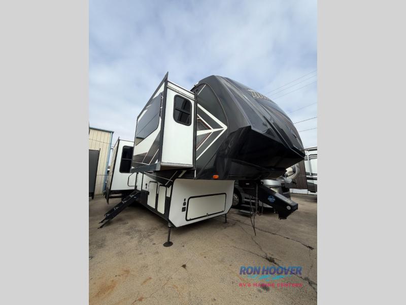 2019 GRAND DESIGN 376TH - Image 2