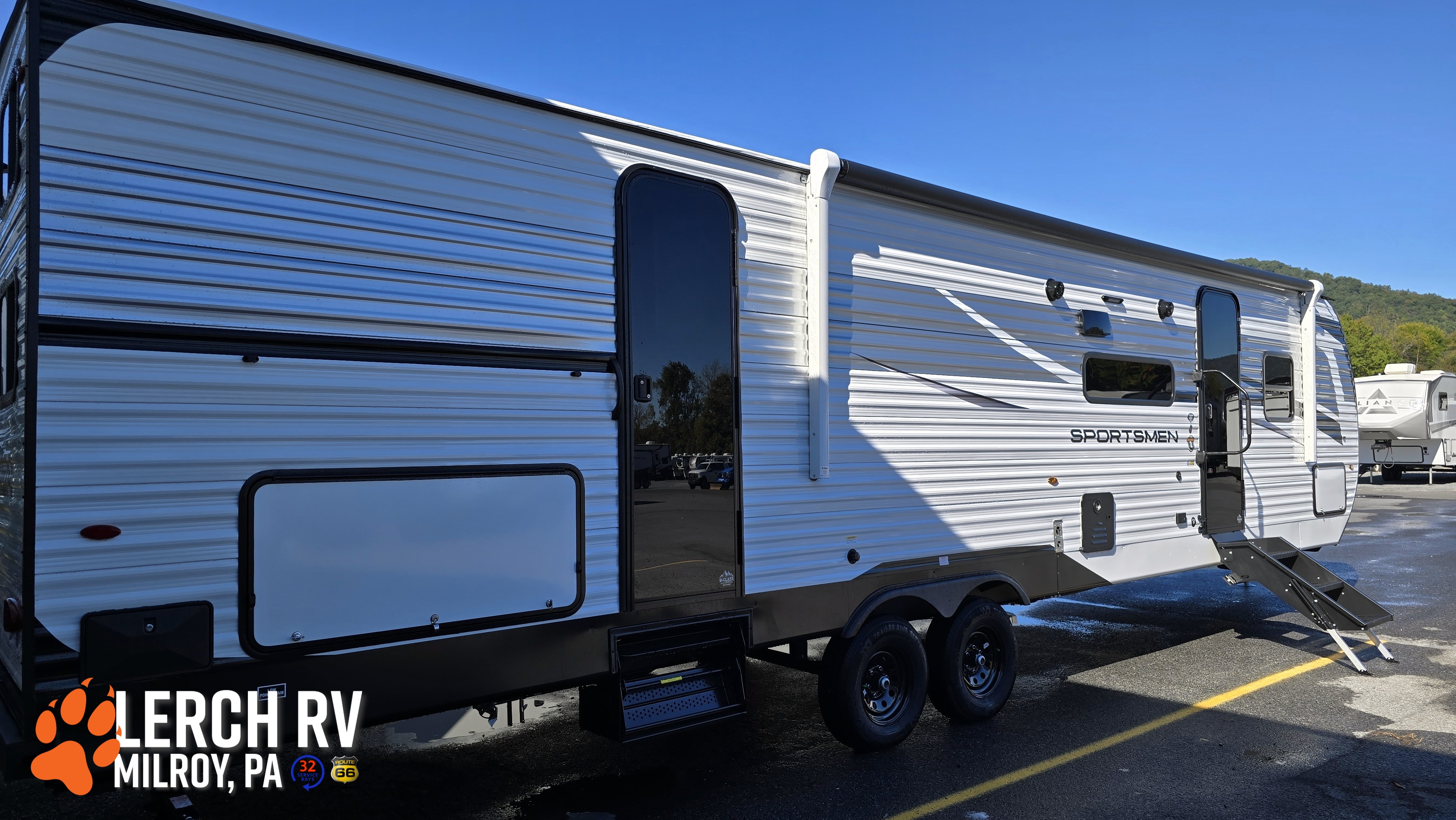 2027 KZ RV Sportsmen SE 332BHKSE - Image 5