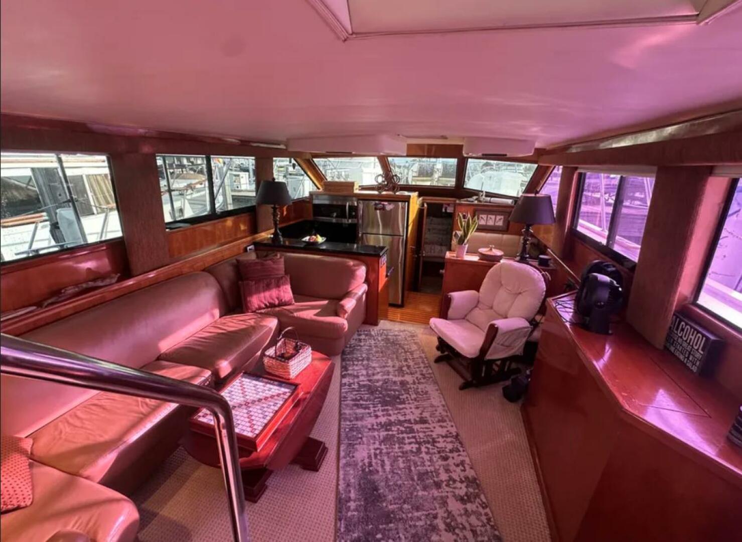 1994 Hatteras 48 Cockpit Motor Yacht - Image 14