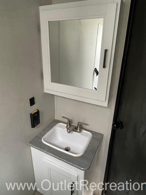 2022 KEYSTONE RV HIDEOUT 29DFS - Image 22