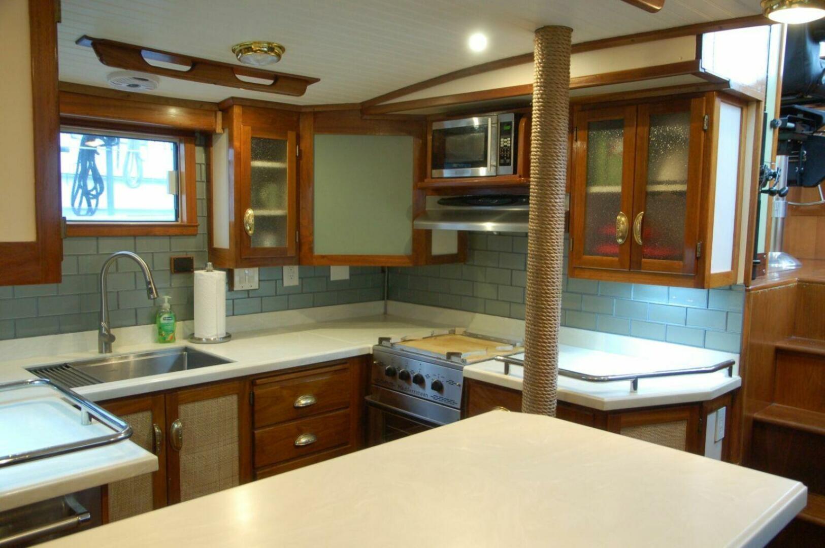 2006 Custom Sprague - Image 48