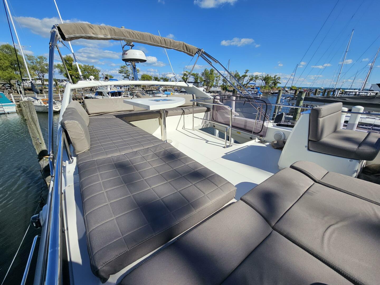 2018 Prestige 460 Fly - Image 23