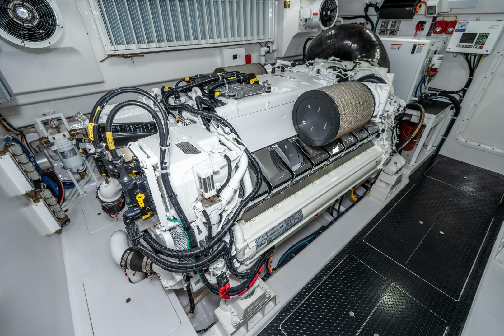 2025 Viking 90 Convertible - Image 91