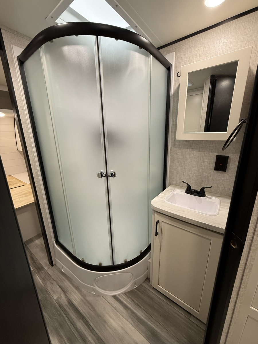 2025 Jayco Jay Flight 265RLS - Image 19