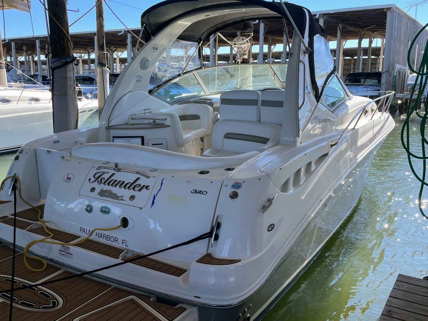 2006 Sea Ray 320 Sundancer - Image 2