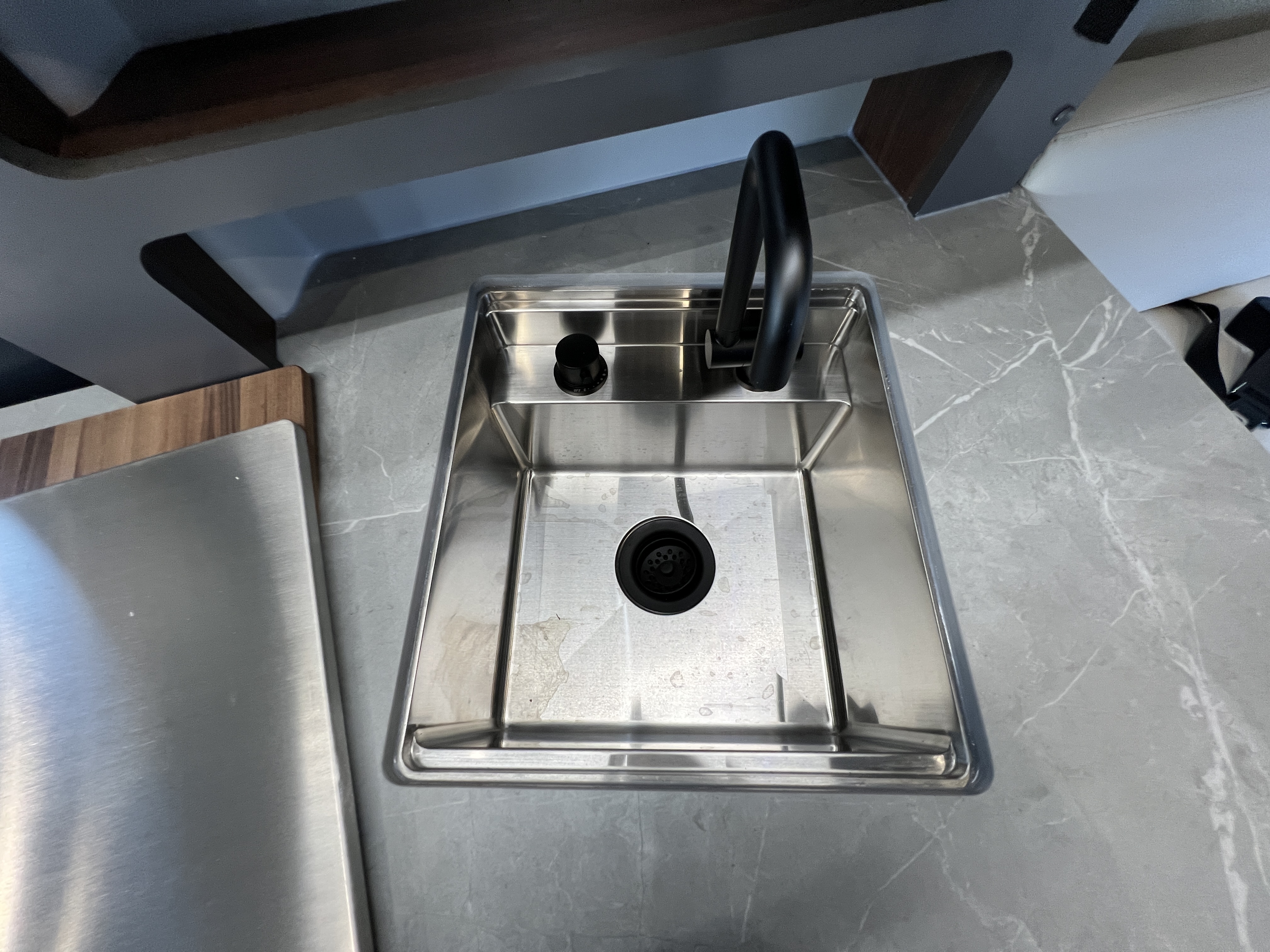 2027 Grand Design Lineage Series VP2 LVP2 - Image 19