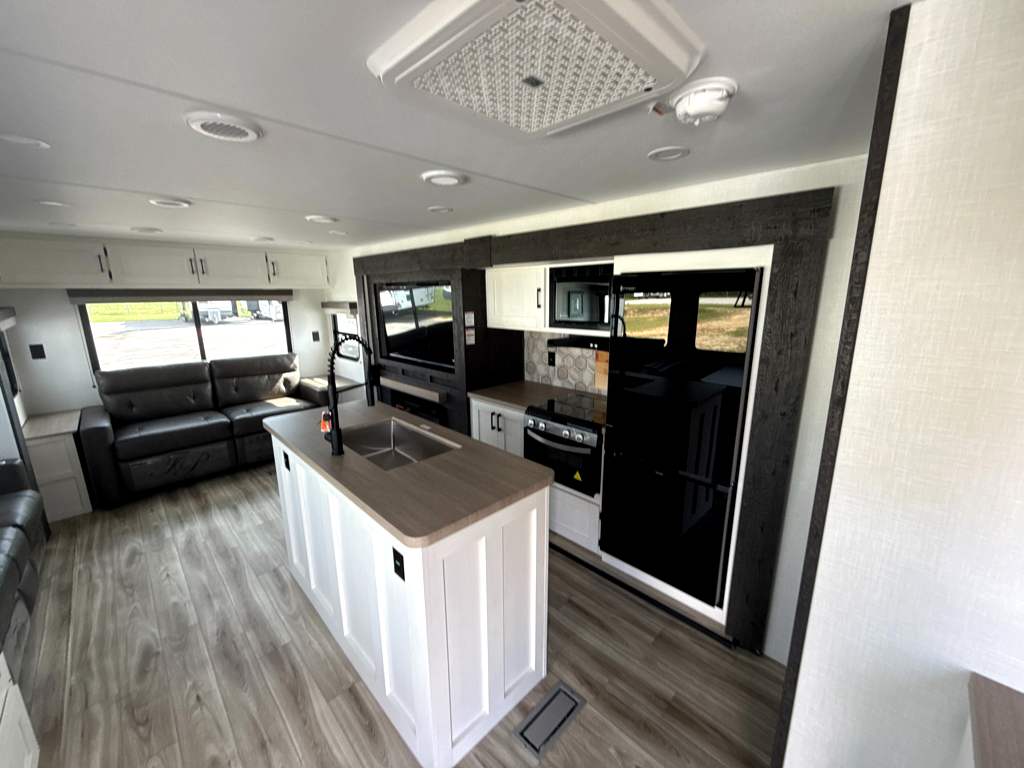 2026 VENTURE RV SIENNA 293VIK - Image 8