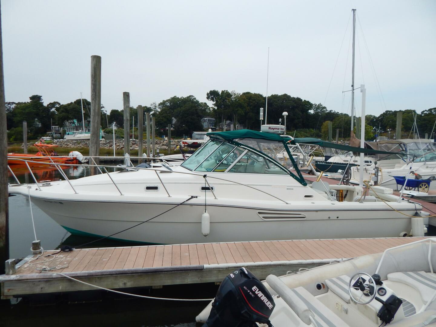 1998 Pursuit 3000 Express - Image 1