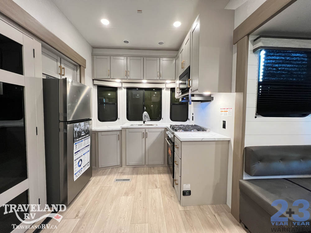 2027 Jayco Jay Flight Bungalow 404LOFT - Image 19