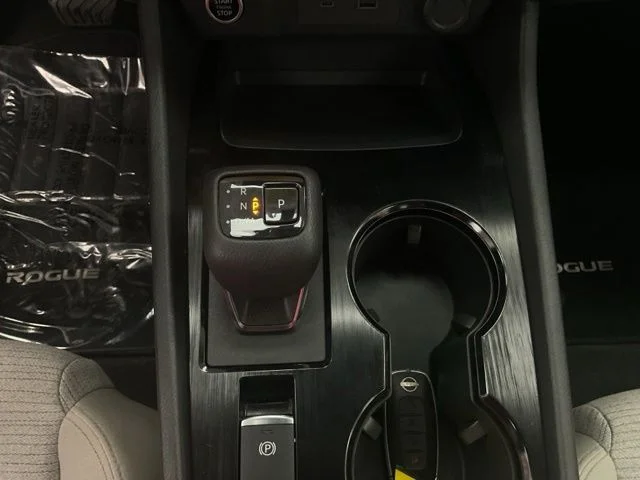 2023 Nissan Rogue Utility 4D SV 2WD - Image 18