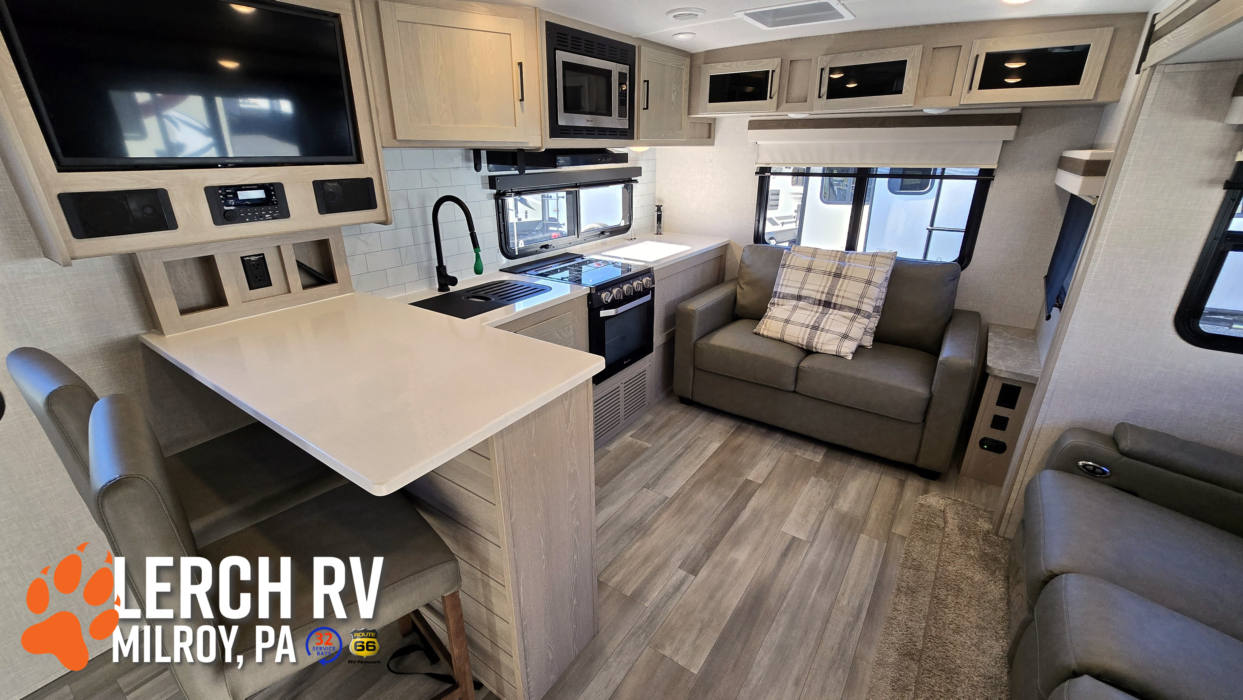 2022 Forest River Rockwood Ultra Lite 2613BS - Image 29