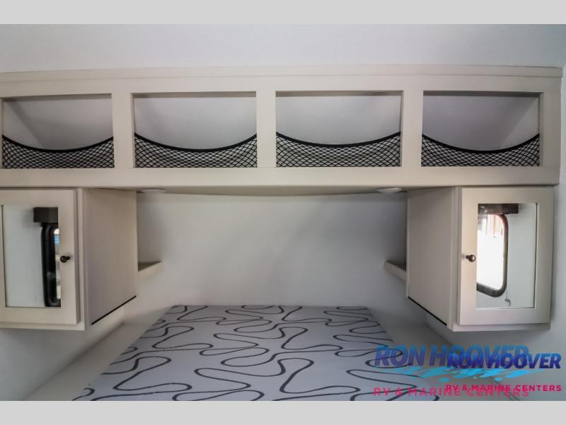 2025 COACHMEN SPIRIT 26BH - Image 32