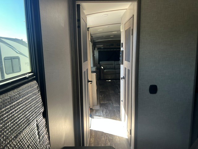 2020 Keystone Outback 330RL - Image 22