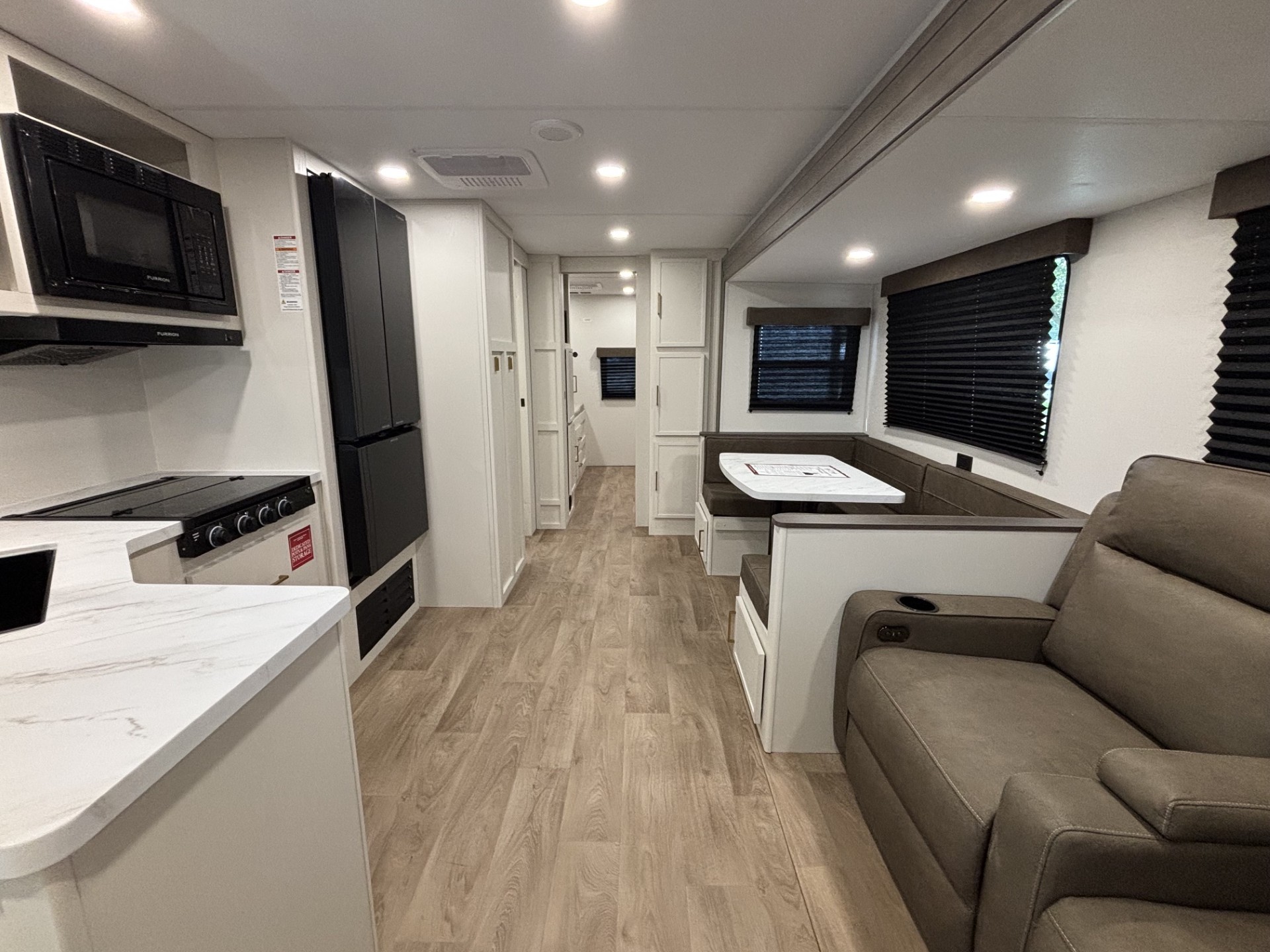 2027 Grand Design Transcend 335BHT - Image 11
