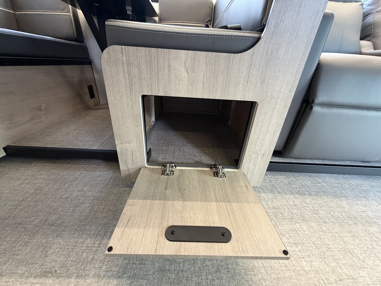 2027 GRAND DESIGN LINEAGE SERIESE 30DC - Image 28
