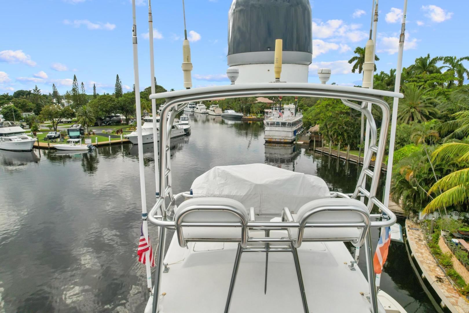 1998 Hatteras 82 Convertible - Image 12