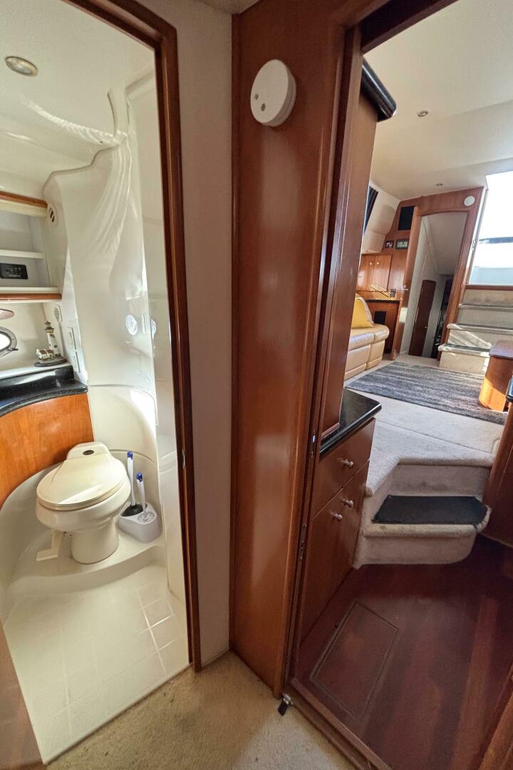 2001 Carver 396 Aft Cabin MY - Image 81