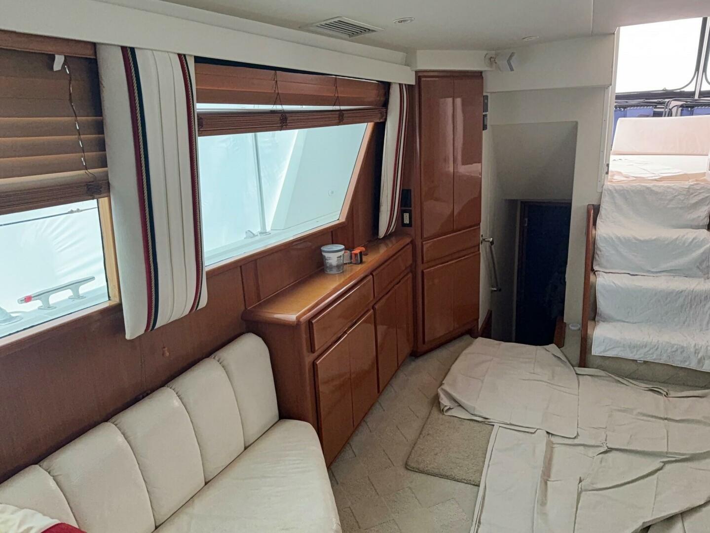 1998 Viking Motor Yacht - Image 19