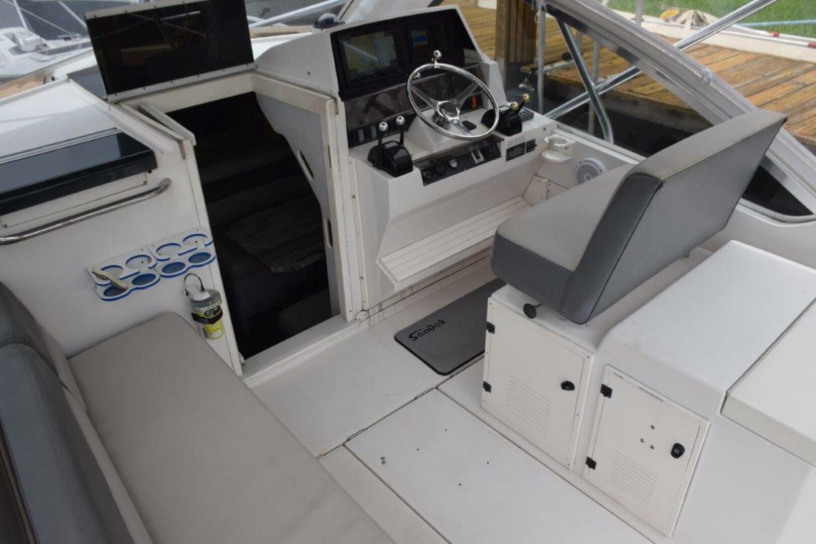 1995 Blackfin Combi 33 - Image 16