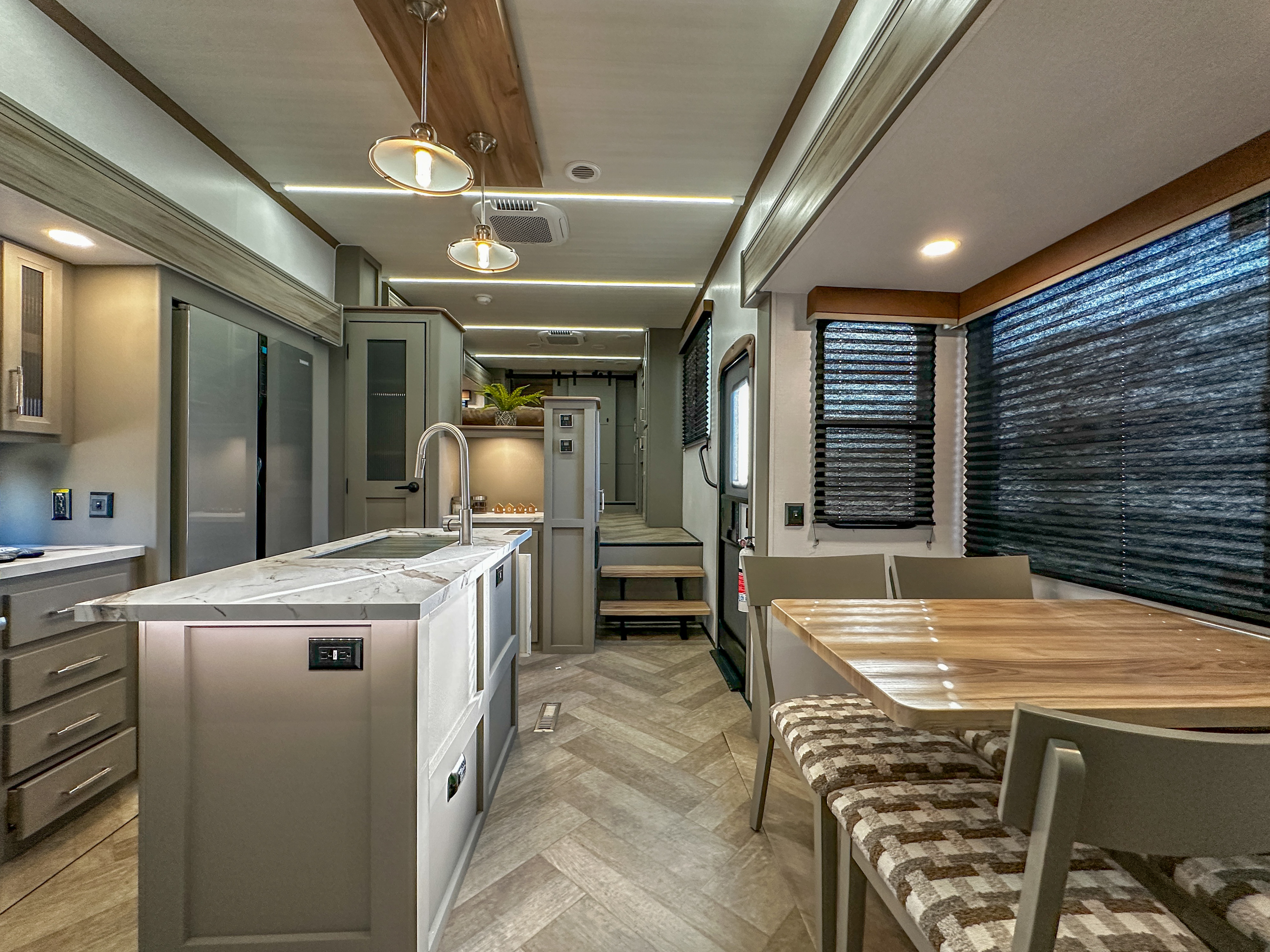 2026 Keystone Sprinter 3800FLB - Image 22