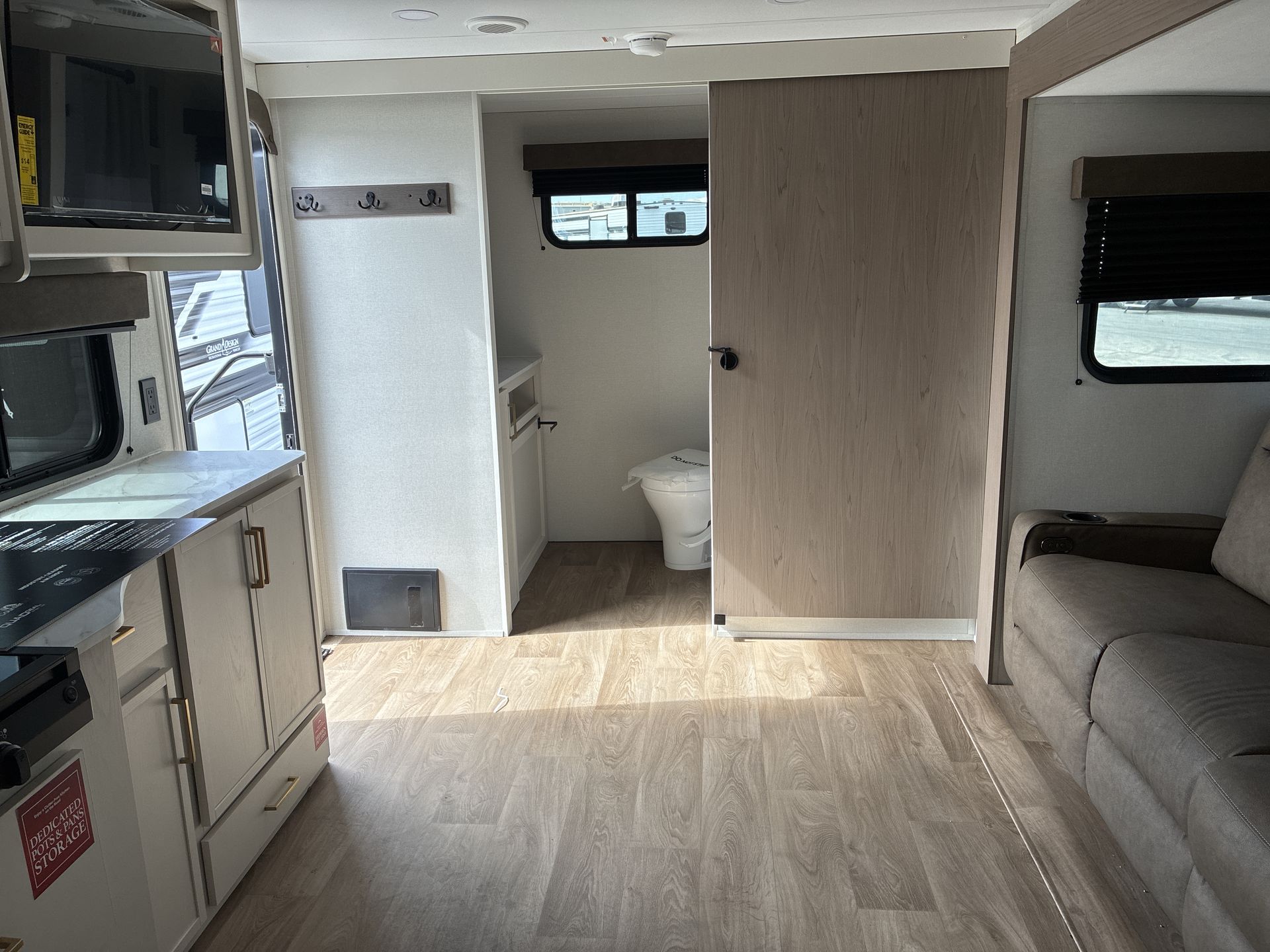 2027 Grand Design Transcend XPLOR 22RBX - Image 21