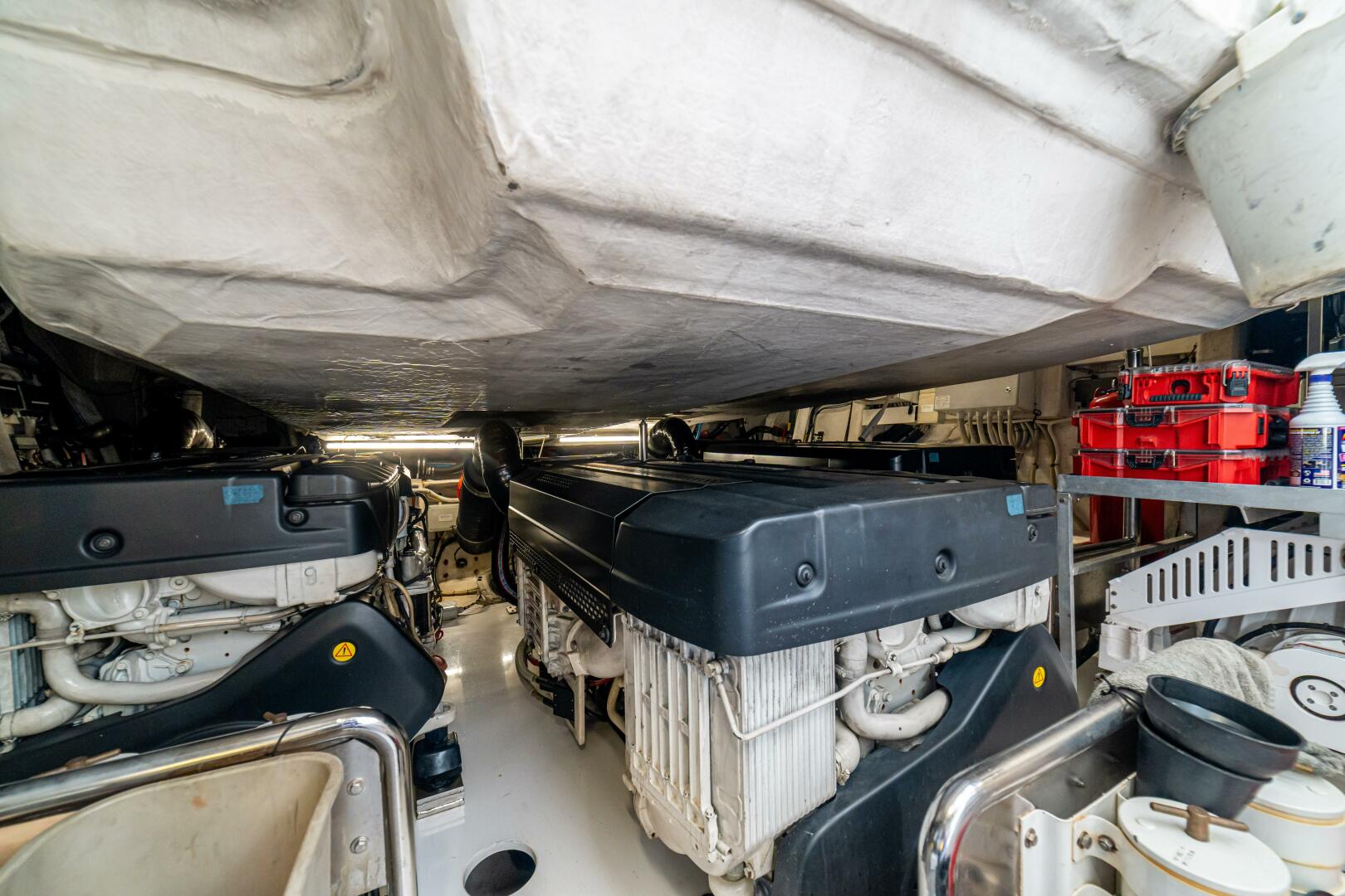 2017 Azimut 77S - Image 119