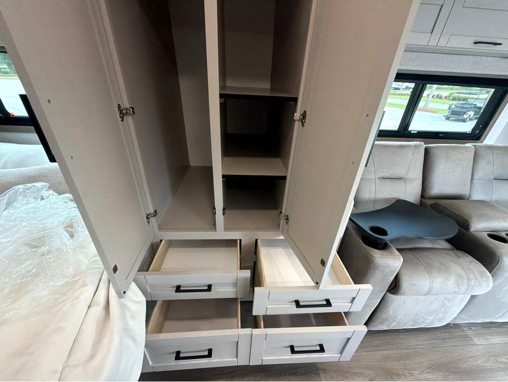 2027 JAYCO REDHAWK 24B - Image 34