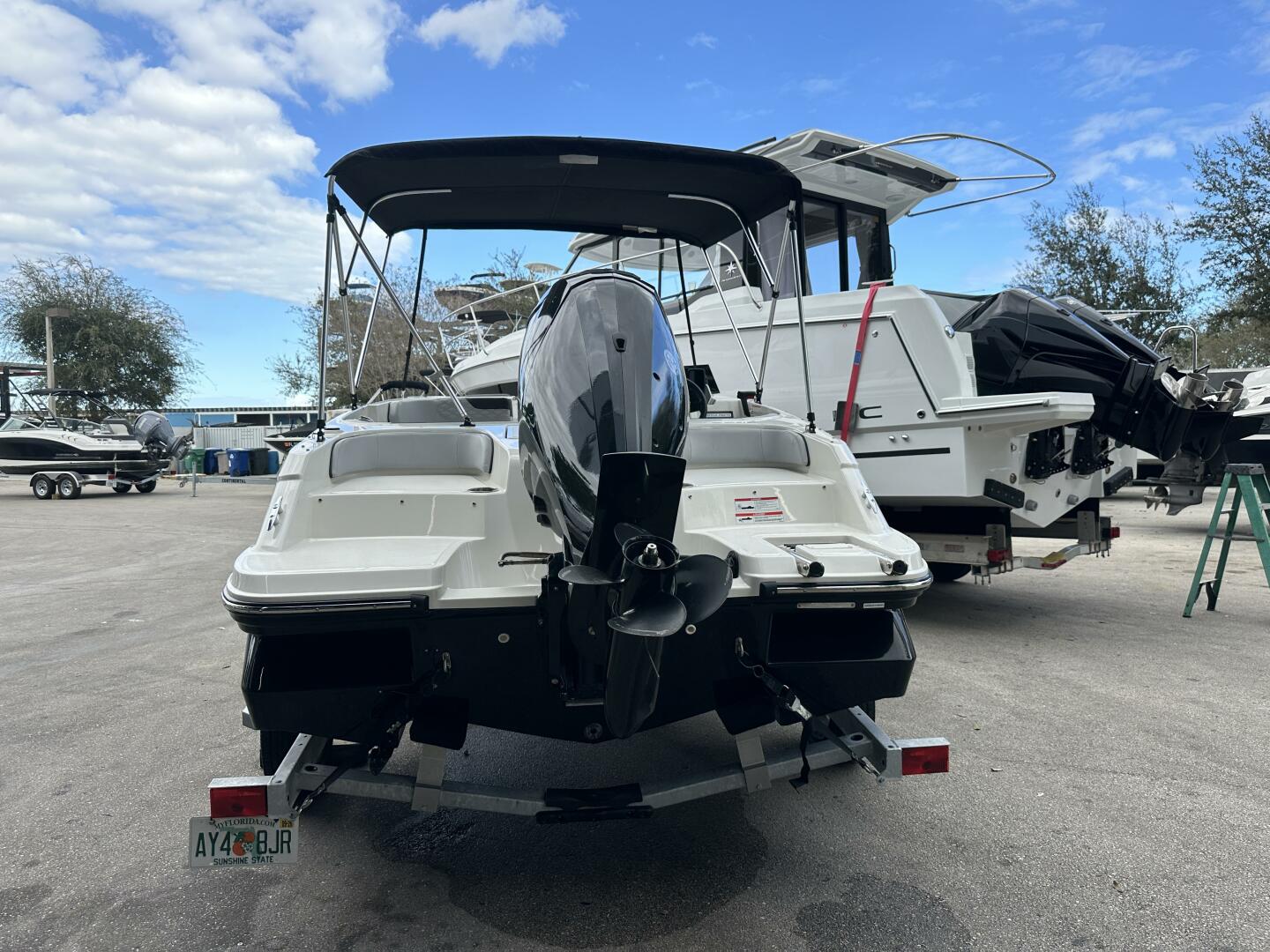 2023 Bayliner M Series M17 - Image 3