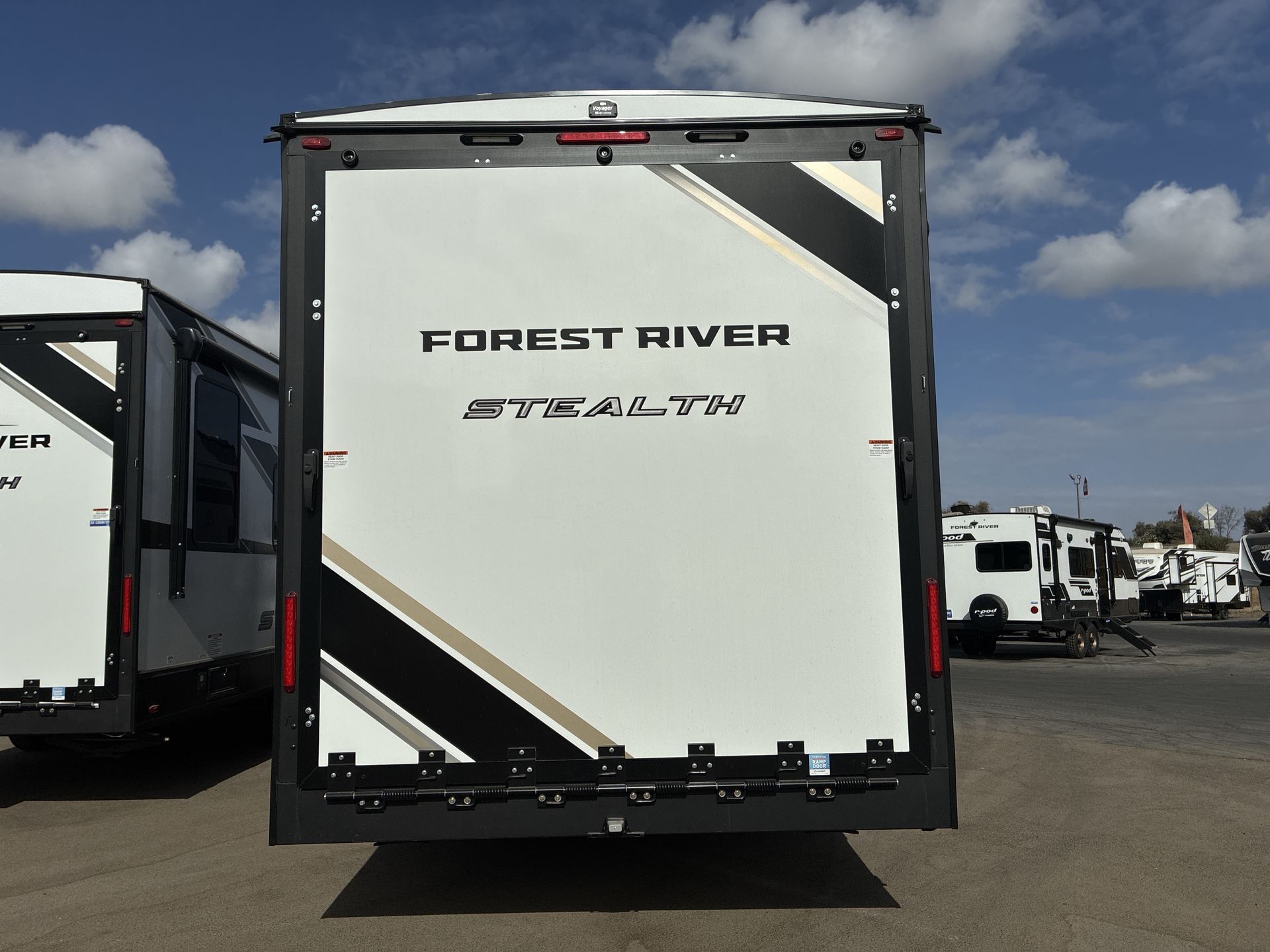 2027 Forest River Stealth 2215 - Image 12