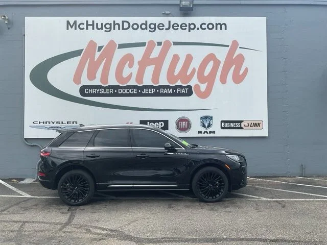 2022 Lincoln Corsair Utility 4D Reserve AWD - Image 4