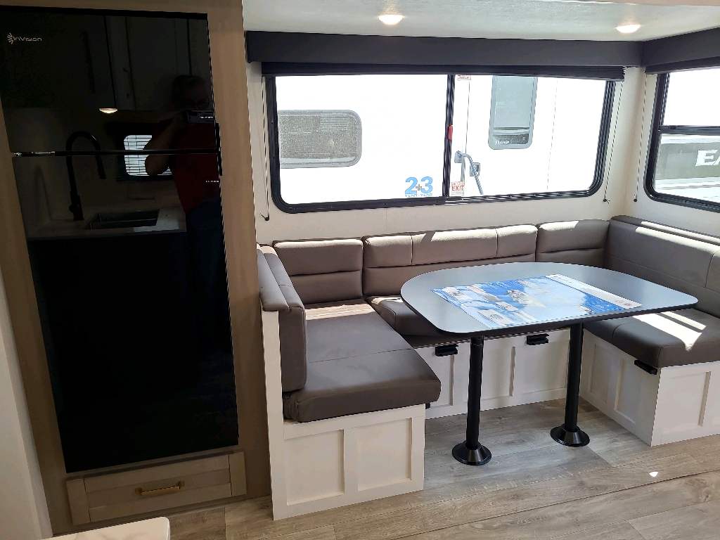 2026 Jayco Eagle SLE 28BHU - Image 9