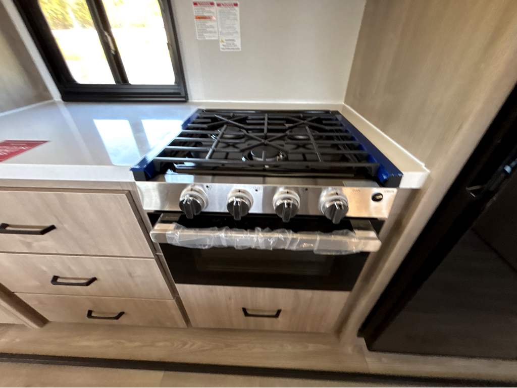 2026 GRAND DESIGN IMAGINE 3100RD - Image 12