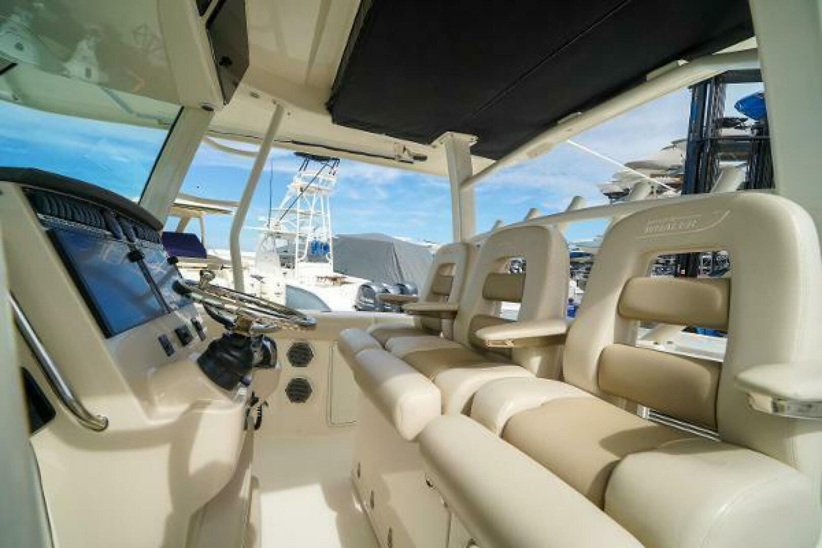 2018 Boston Whaler 380 Outrage - Image 36