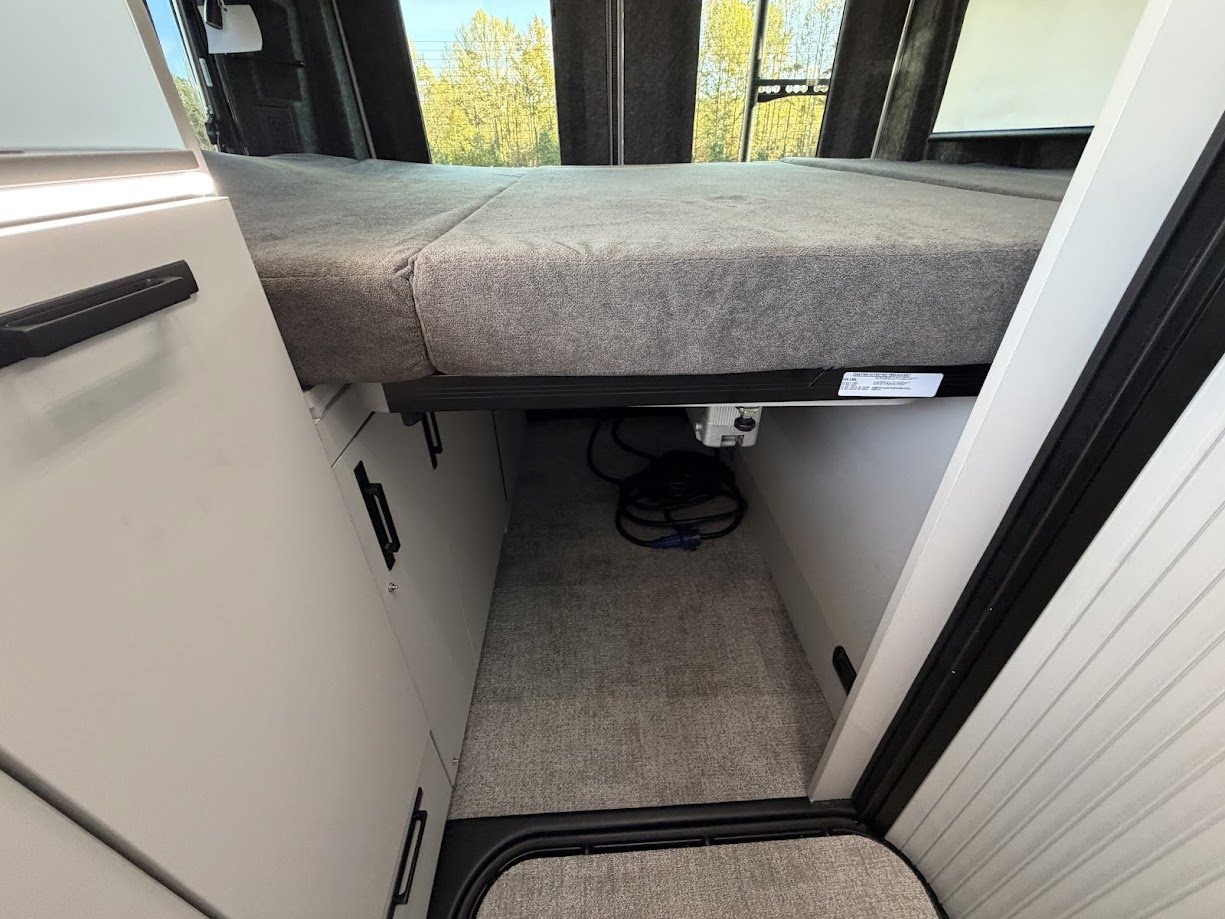 2026 GRAND DESIGN LINEAGE SERIESVT LVT1 - Image 35